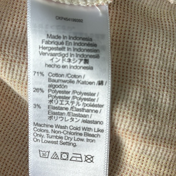 Madewell, Textured Flutter Sleeve Top, Size Small - Picture 9 of 9